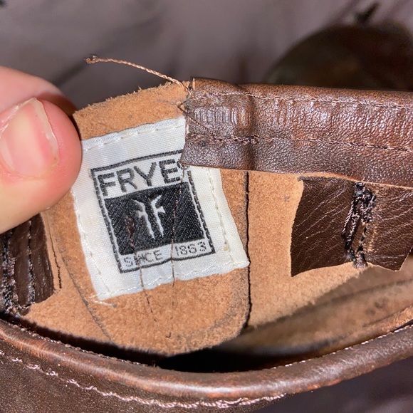 Mid calf brown Frye boots - Picture 3 of 8